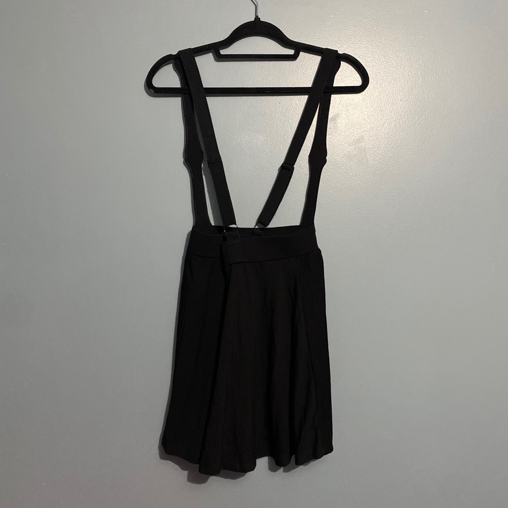 Skeleton hand suspender skirt - Picture 2 of 5